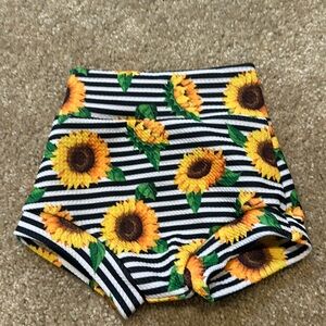 Cute sunflower shorts